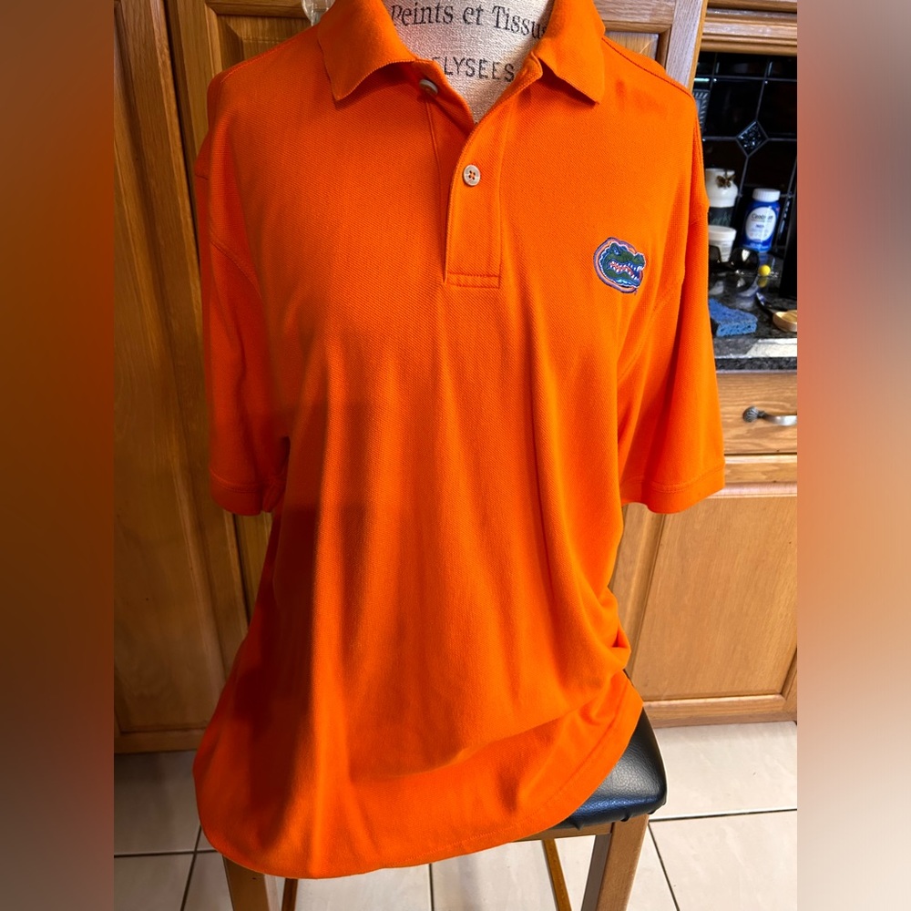 University of Florida Men’s Polo Shirt. Medium in size.